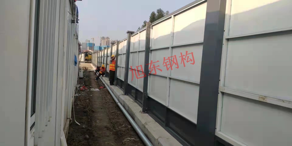 深圳抗疫旭東勇?lián)?dāng)，圍擋有序發(fā)貨支援疫區(qū)